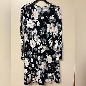 Old Navy Black and Cream Floral Long Sleeve Swing Dress